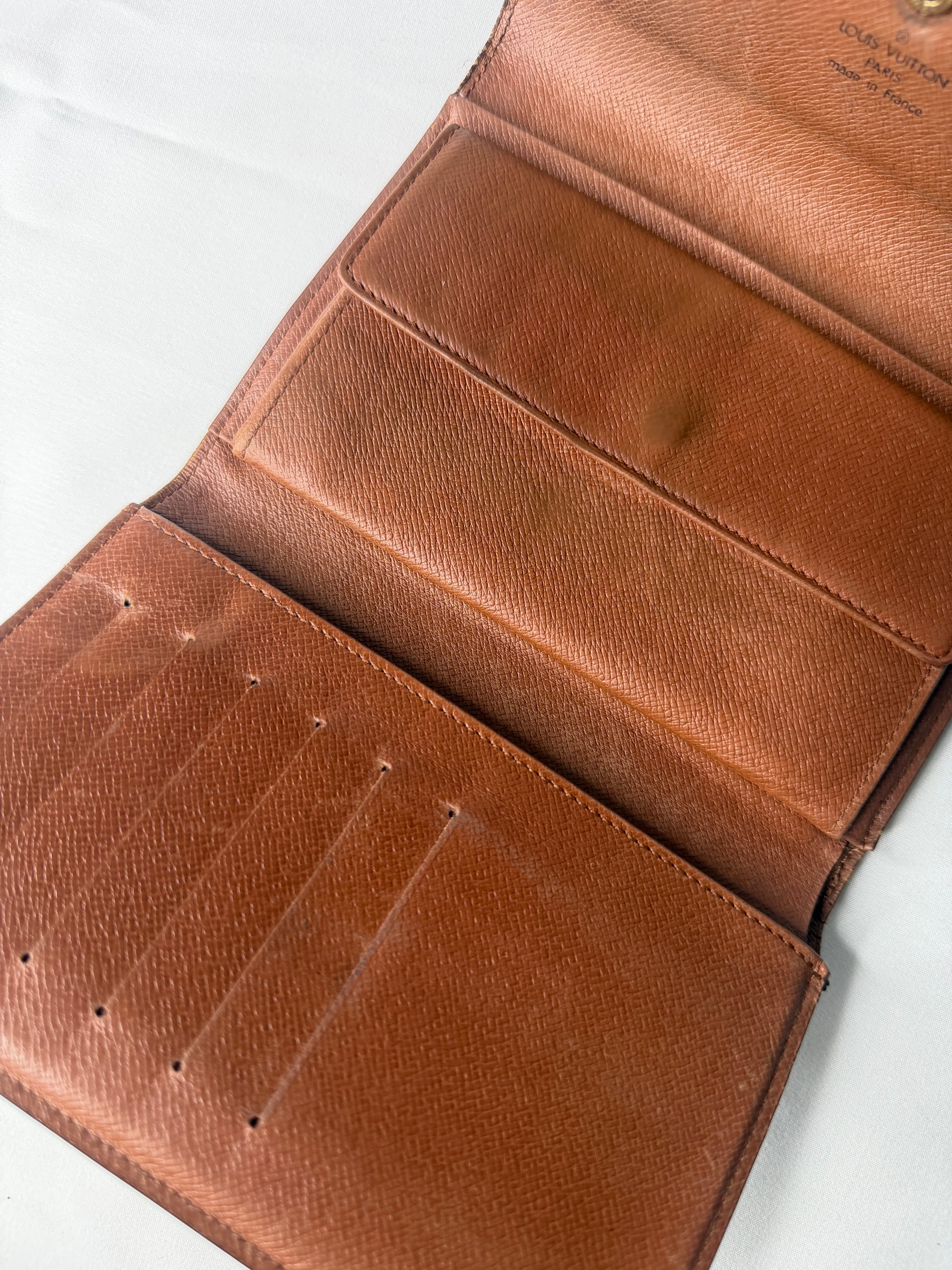 Portefeuille Porte-Trésor International Louis Vuitton n°MIO995 (Grade C)