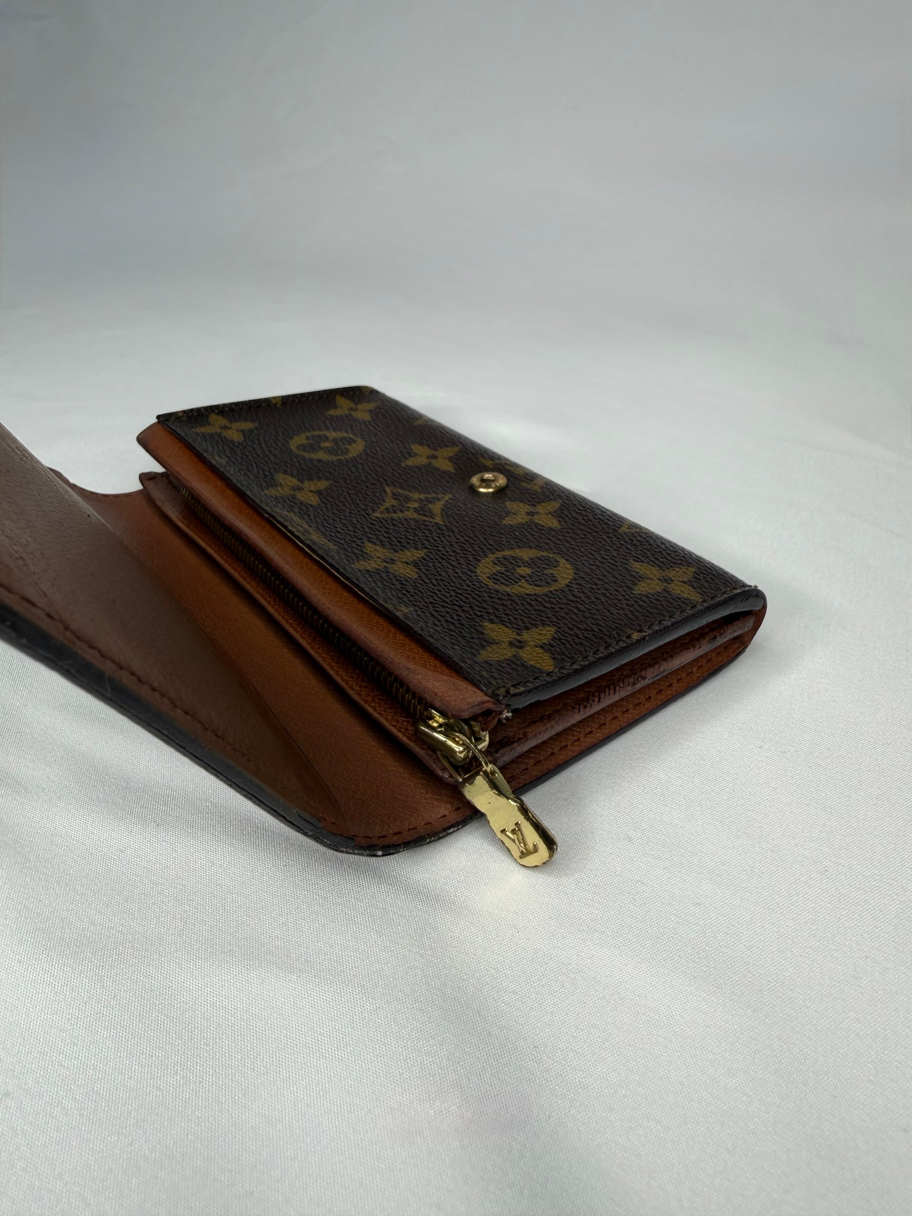 Portefeuille Billets Trésor Louis Vuitton n°MIO918 (Grade C)