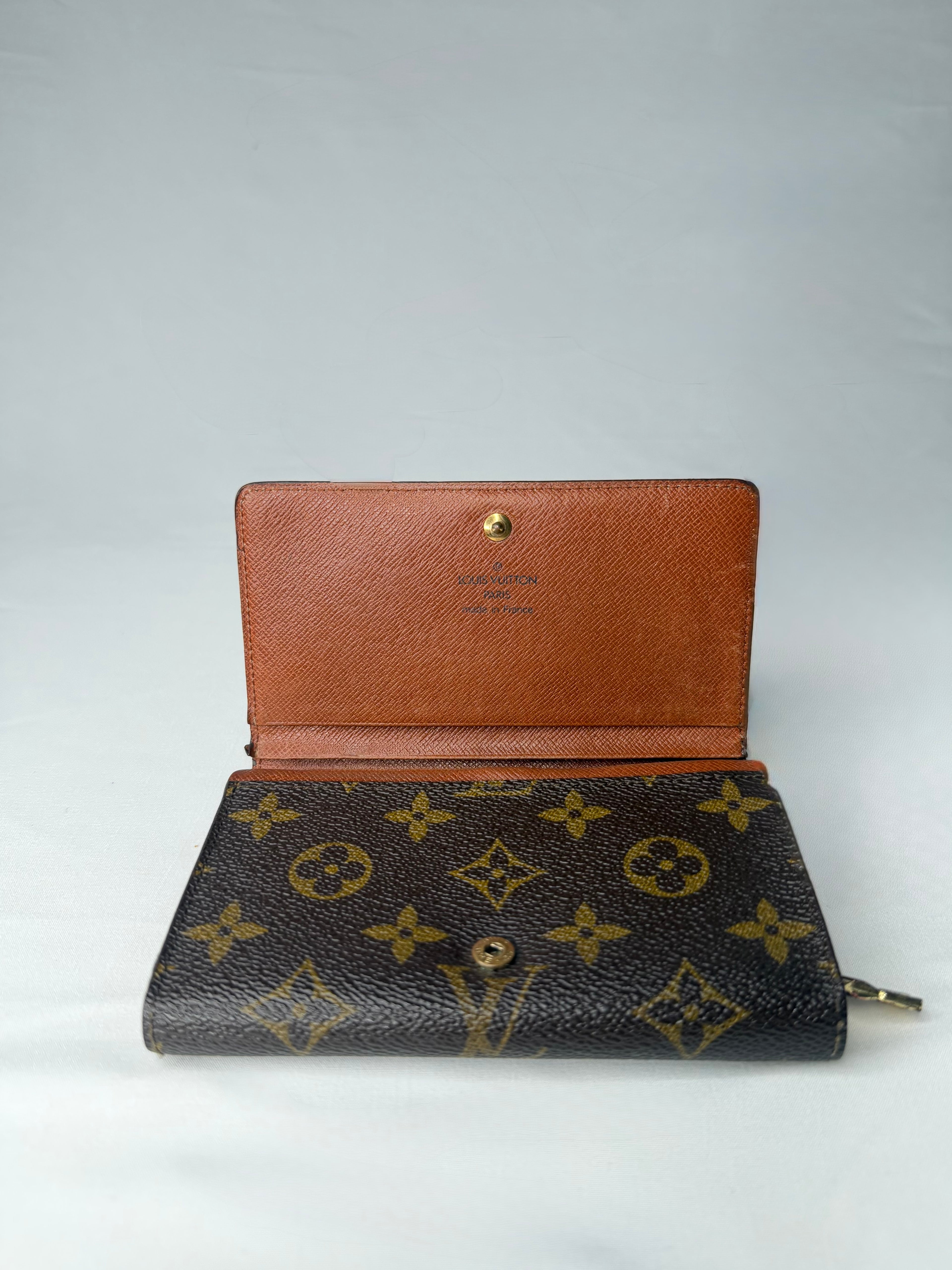 Portefeuille Billets Trésor Louis Vuitton n°RA0932 (Grade BC)