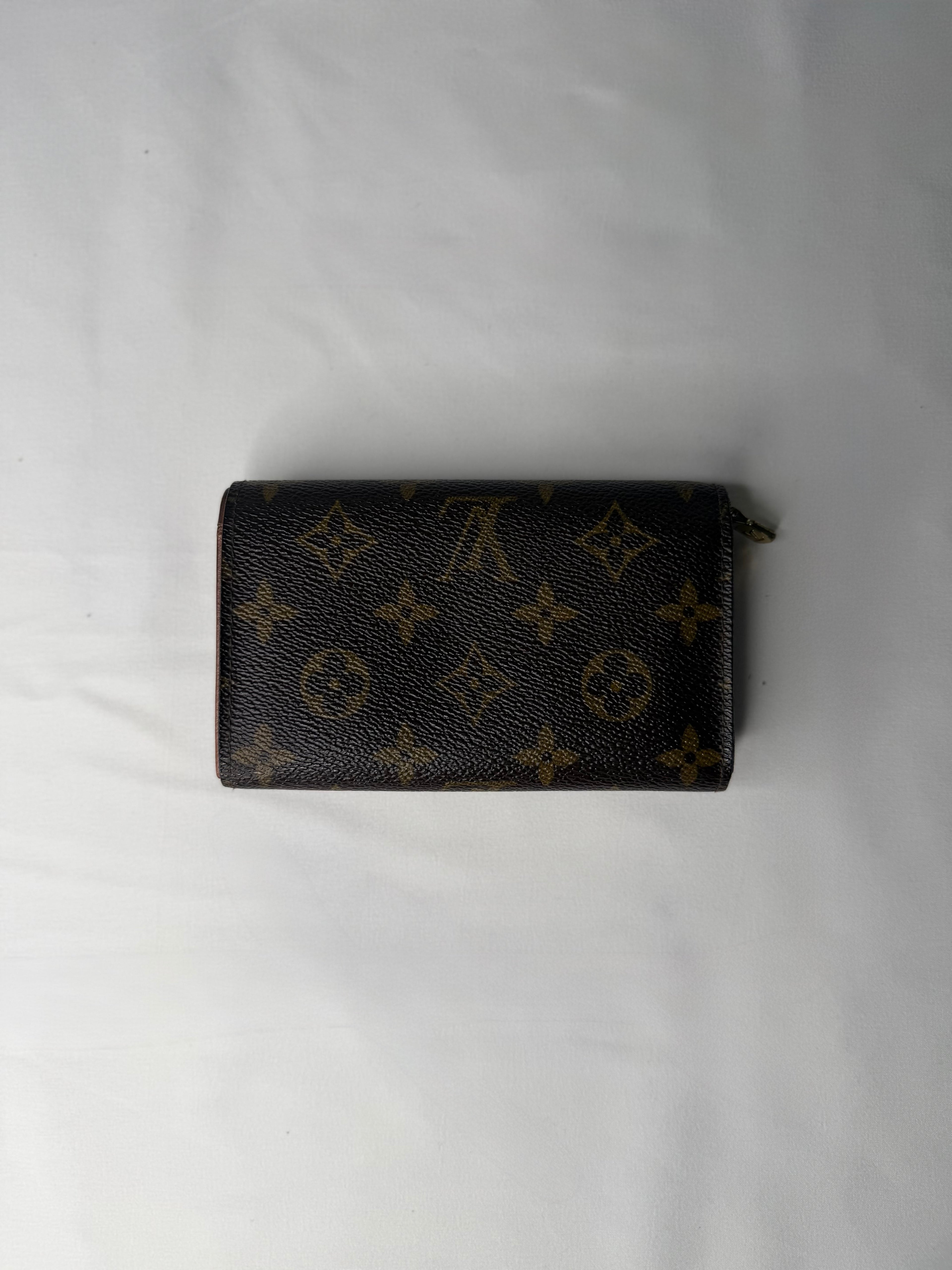 Portefeuille Billets Trésor Louis Vuitton n°MIO918 (Grade C)