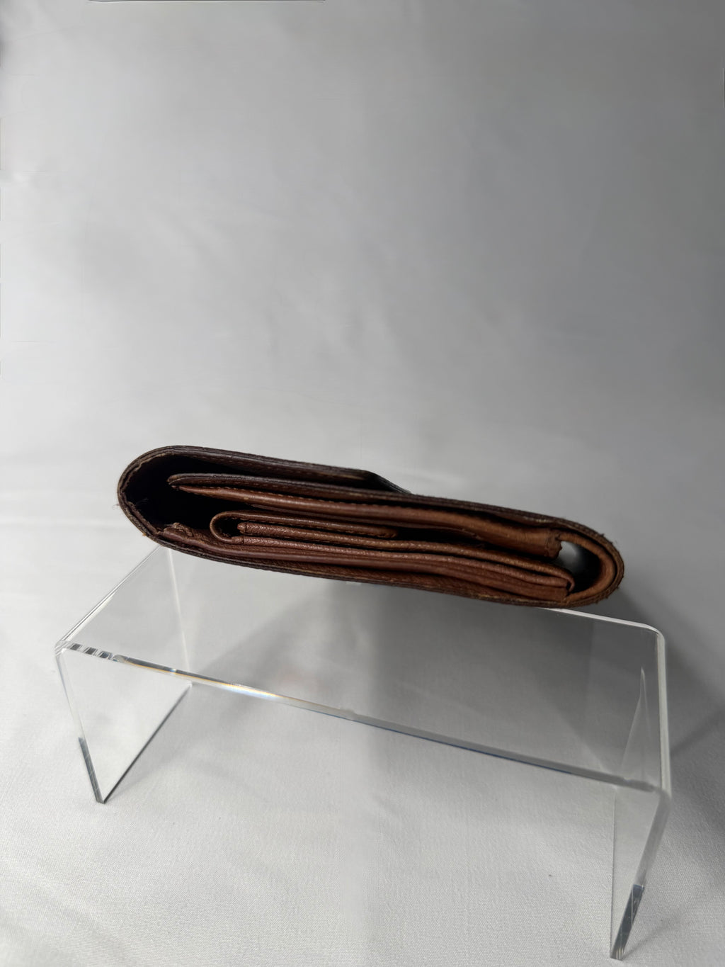 Portefeuille Porte-Trésor International Louis Vuitton n°MIO995 (Grade C)