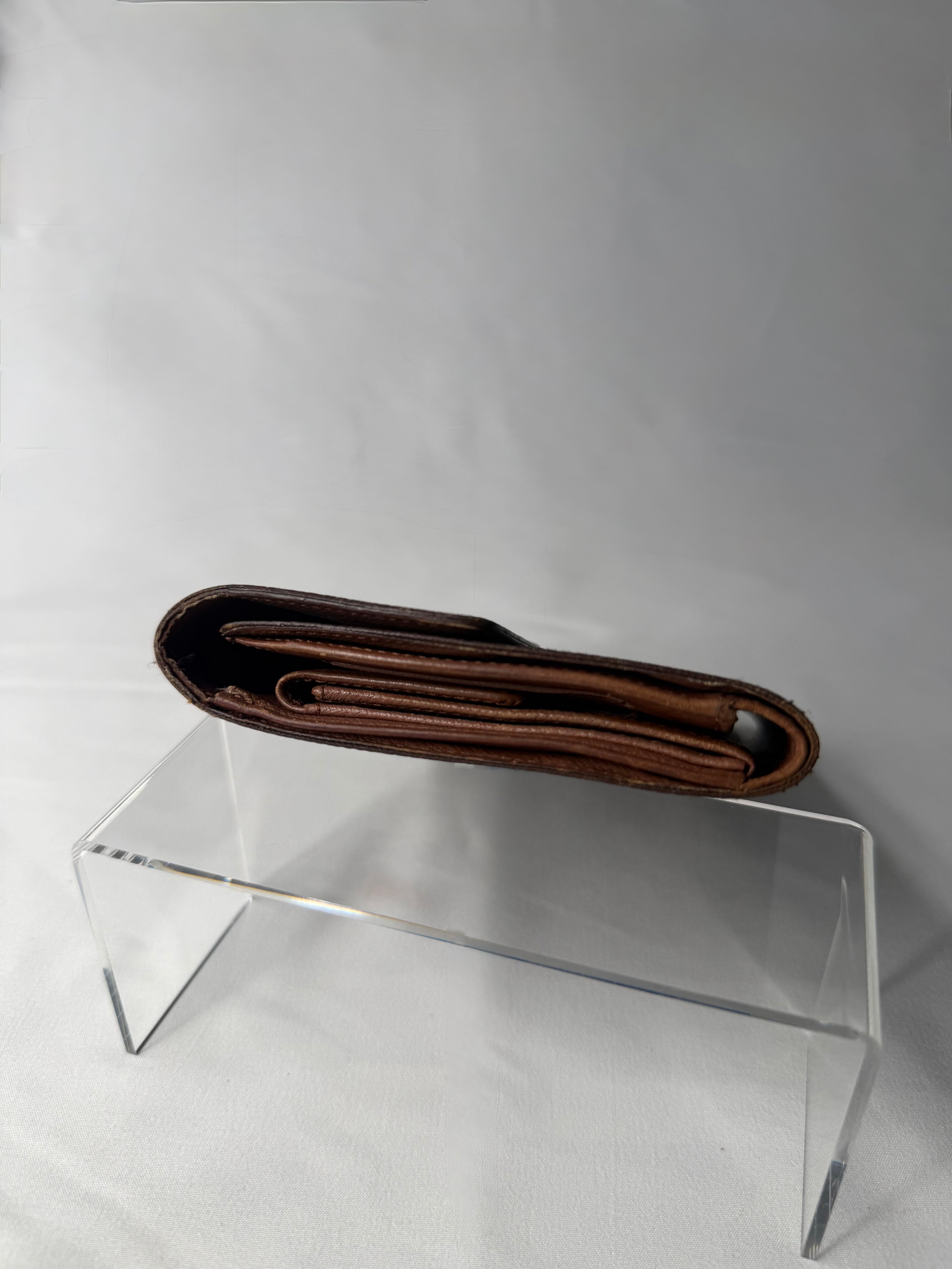 Portefeuille Porte-Trésor International Louis Vuitton n°MIO995 (Grade C)